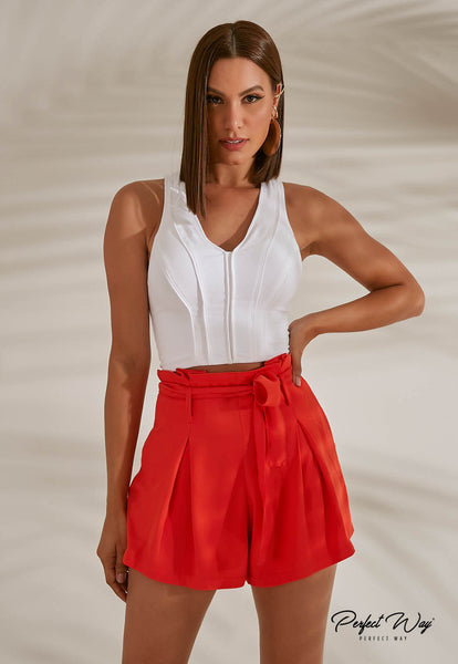 Off-White & Red Two-Tone Cropped Top & Shorts Set