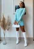 Vestido manga longa com detalhe de listras